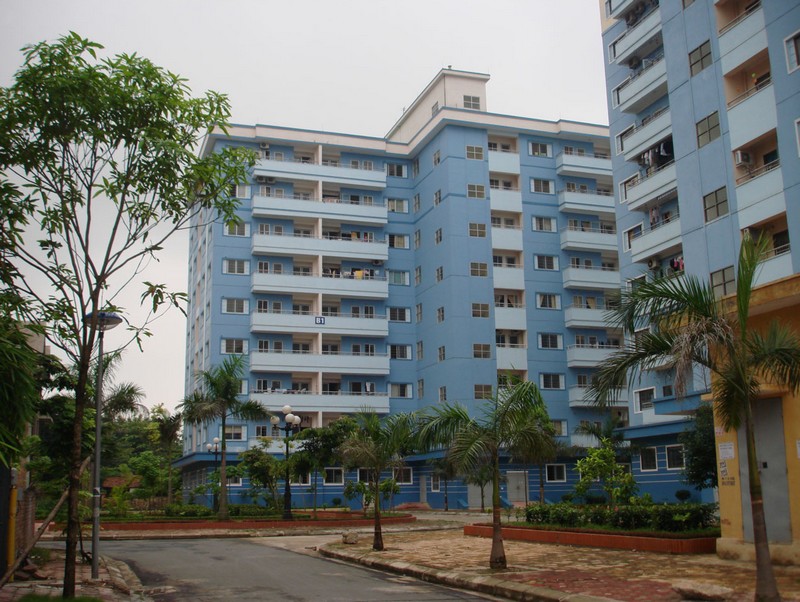  Nộp tiền thuế sử dụng đất khi mua - bán NƠXH: Hiểu thế nào cho đúng?