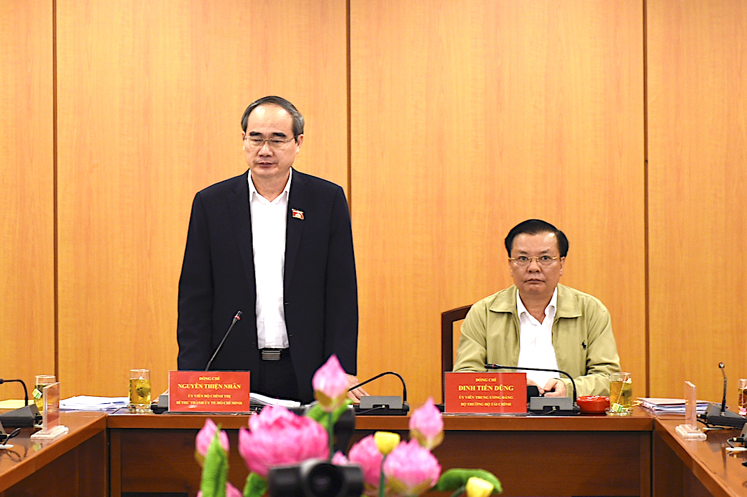 Đẩy mạnh phân cấp, phân quyền, tăng tính tự chủ, tăng trách nhiệm cho TPHCM