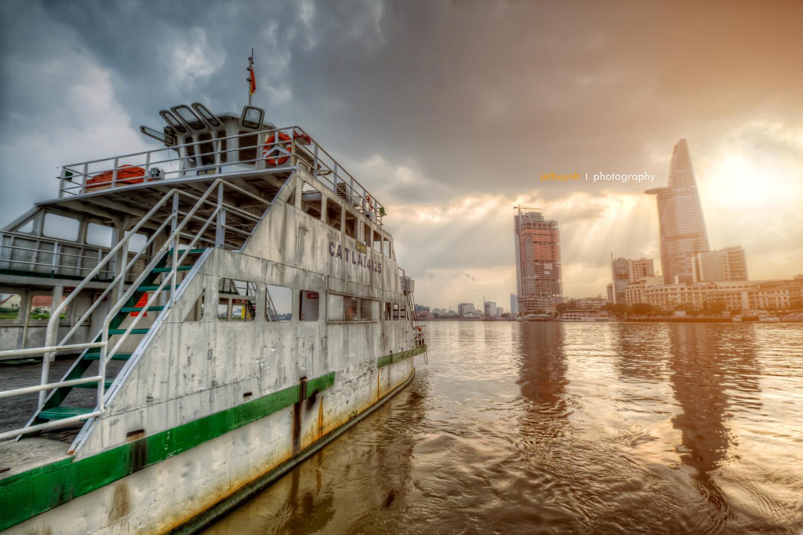  Giới thiệu Tập ảnh "Sài gòn Dấu Yêu"