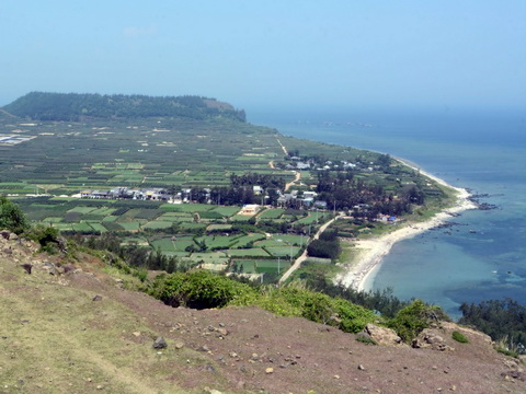  Khu tưởng niệm Hoàng Sa tại Lý Sơn: 'Nên hướng ra Biển Đông để ngư dân nhìn thấy từ xa'