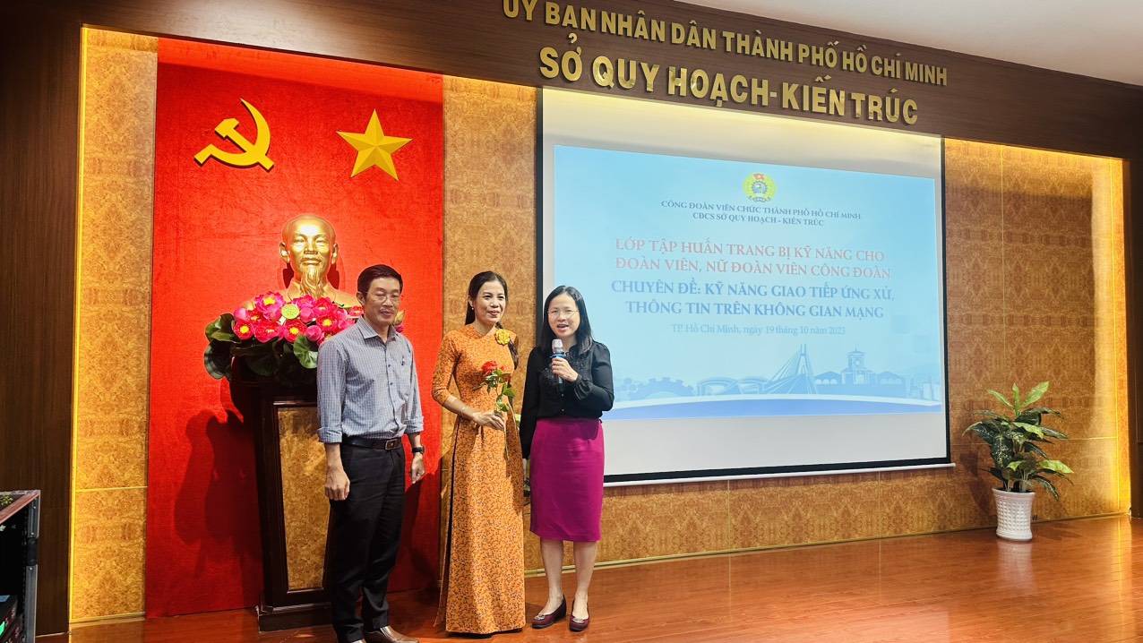 Tổ chức tập huấn về “Kỹ năng giao tiếp ứng xử, thông tin trên trên không gian mạng"