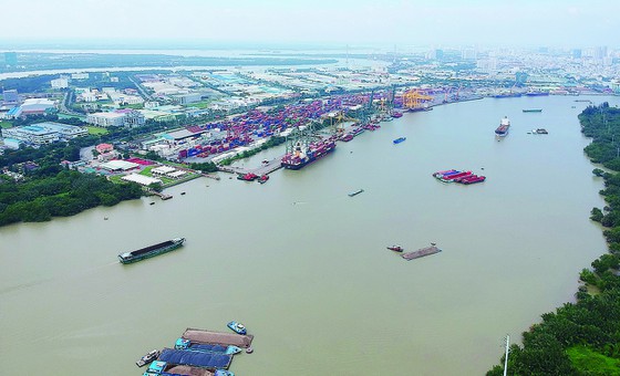 Chưa đủ điều kiện phát triển phương tiện giao thông cá nhân trên đường thủy